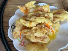 -三江鱼东北特色铁锅炖(骆驼店)