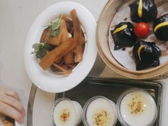 -乜都得港式茶楼(天贵路店)