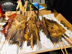 -聚串门儿·东北烧烤(信义坊店)