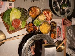 -草家酱蟹炭火烤肉店(珲春南路一店)