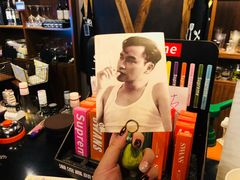 -Mx.cocktail bar