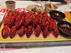 -肥肥虾庄·金牌油焖大虾(杨园滨江时代walk店)