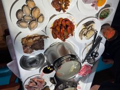 -领鲜活海鲜榴莲自助火锅(东门店)