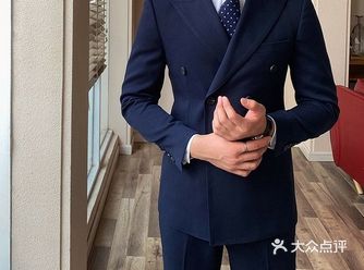 双排扣西装，应该怎么穿?