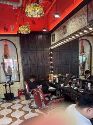 -东方先生国潮男士理发馆