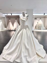 -小七摄影·礼服馆(中铁·逸都国际店)