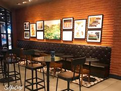 -星巴克(上海虹桥新天地二店)