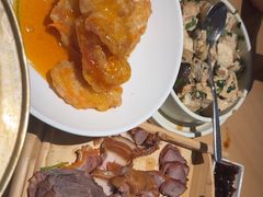 -关东小磨东北菜(上海长风大悦城店)