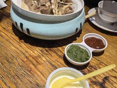-蒙亨·阿木图赛(乌兰察布天恒广场店)
