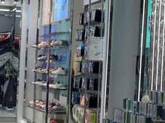 -YONEX苗江运动城(源深店)