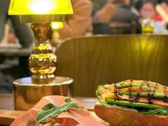 三文鱼加牛油果-IL TEATRO 精品意大利餐厅