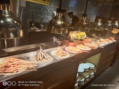 自助取餐区-领鲜活海鲜榴莲自助火锅(东门店)