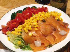 烟熏三文鱼沙拉-魏客咖啡(中铁中心店)