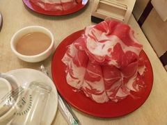 -洞庭洲·防空洞火锅·烧烤·铜锅涮肉(新百广场店)