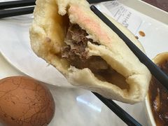 牛肉馅包子-护国寺小吃(地安门店)