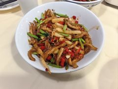 酸萝卜牛肚丝-笨罗卜浏阳菜馆(太平街店)