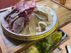 -金鼎雪山牦牛杂火锅(理县总店)