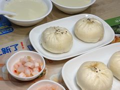 -李与白包子铺(桐梓林店)