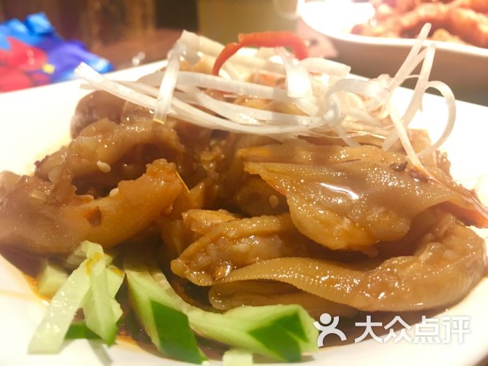 胖哥俩肉蟹煲(大卫城店)-麻辣鸭掌图片-郑州美食-大众点评网