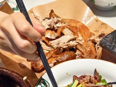 -费大厨辣椒炒肉(沙河万达店)