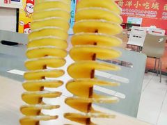 -泰龙城小吃街