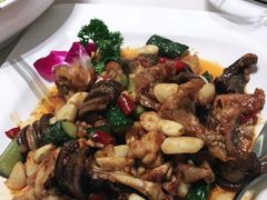 -刘胖子家常菜·蹄花焖藕(兴业店)