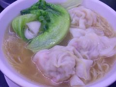 鲜虾云吞面-银记肠粉店(中山一路店)