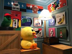 -LINE FRIENDS Garosu-gil Flagship Store