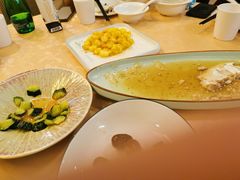 -新镇江酒家(南京西路店)