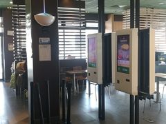 大堂-麦当劳(双榆树店)