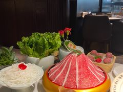 -领鲜天下·焗海鲜·花胶鸡(天目里店)