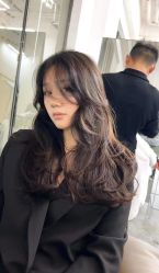 -MODEL'S HAIR