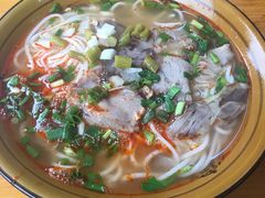 -肇兴特色牛肉粉