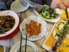 -京城小江南·北京烤鸭·江南土菜·白鱼(中关村店)