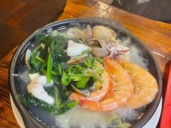-万和春排骨砂锅米饭(湖北路店)