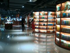 -新华书店(印象城店)