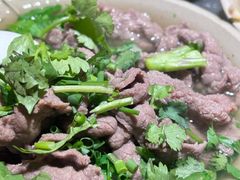 -大众跷脚牛肉馆·非遗传承单位(峨眉山店)