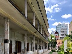 -吐斯廉屠杀博物馆