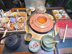 -菌自由丨野生菌火锅特色庭院餐厅(丽江古城店)