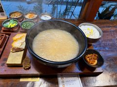 -银米·云南传统过桥米线(双廊黑金冠店)