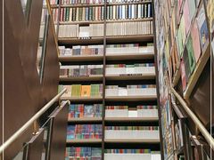 -钟书阁(群光广场店)