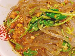 万记特色酸辣粉-万记麻辣烫国展总店