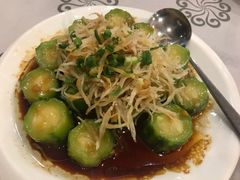 蒜蓉银鱼仔蒸丝瓜-岭南海晏楼(东晓南店)