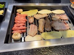 -臻牛烤肉