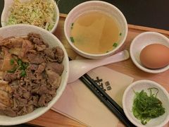 大碗过瘾双拼-熊吞·大碗丼烧肉饭(济宁万达广场店)