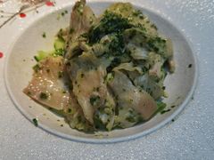 老上海葱香鸡-渝半城经典川粤菜(重庆天地店)