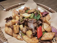 一品西域馕炒肉-那时新疆·若羌(经纬汇店)