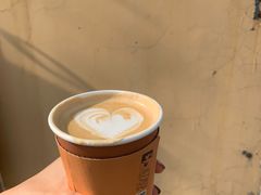 -初见咖啡(青大路店)