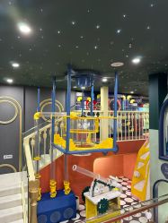 -MELAND CLUB亲子乐园·派对·餐厅(北京芳圆里ID MALL店)