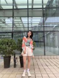 -妃格美发沙龙·烫发·染发